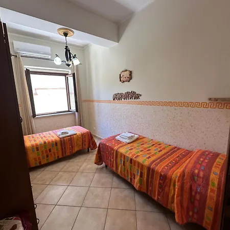 בית נופש Residenza Eolo טרופאה